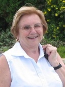 Jung (née Lörincz), Eva